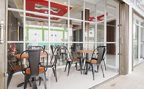 Reddoorz Plus At Grand Tara Homestay Palembang